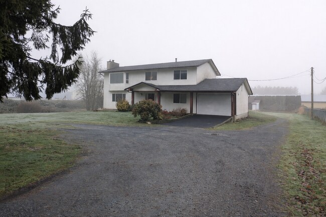 Photo du bâtiment - 43025 Vedder Mountain Rd