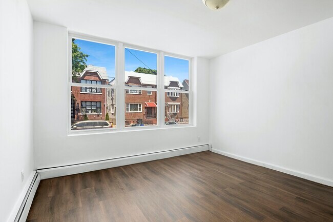 Building Photo - TOWNHOUSE 3 BED WITH A CAR SPOT!