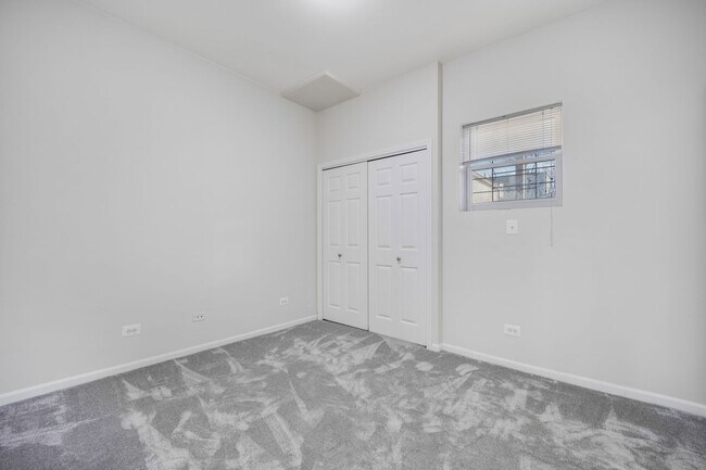 Foto del edificio - 2033 W Huron St