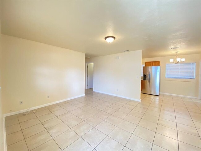 Building Photo - 5607 S Orange Blossom Trail