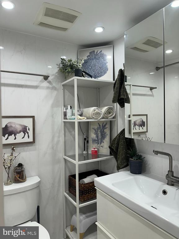 Foto del edificio - 1530 Key Blvd