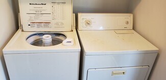 Building Photo - 260 S Derrick Flat Rd