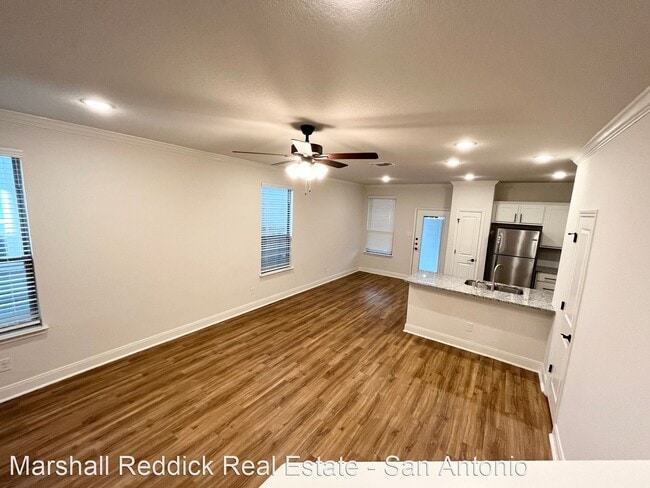 Building Photo - 3 br, 2.5 bath House - 10319 Lynwood Branc...