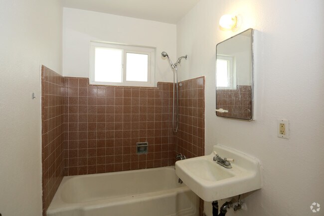 2BD, 2BA - 850 SF - Mirador Apartments