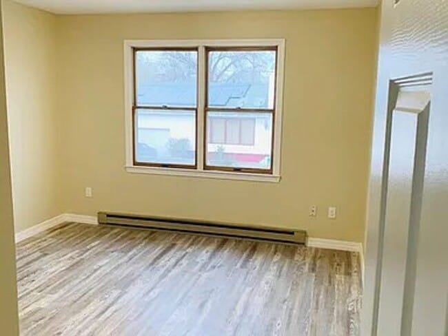 Building Photo - Spacious 2-Bedroom Apartment in Chicopee