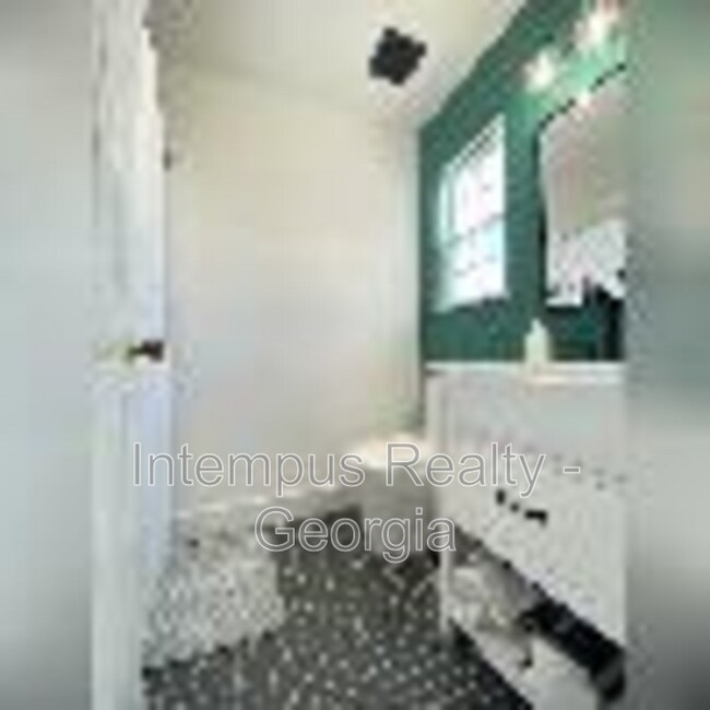 Building Photo - 301 Station Trl