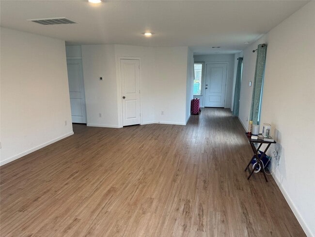 Building Photo - 18637 Cepagatti Dr