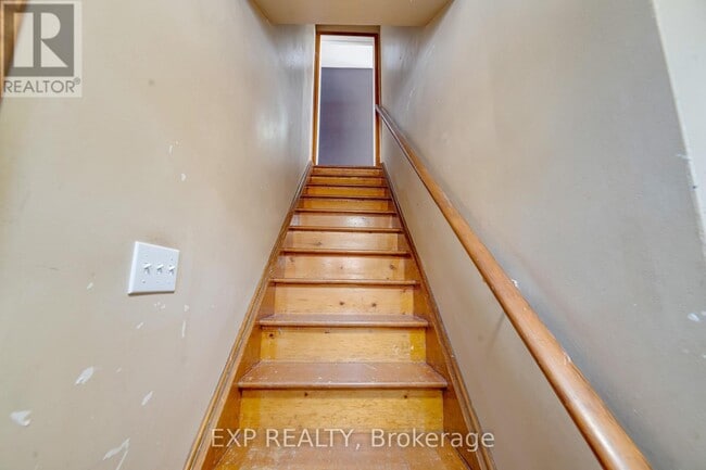 Photo du bâtiment - 1023 Eagle Dr