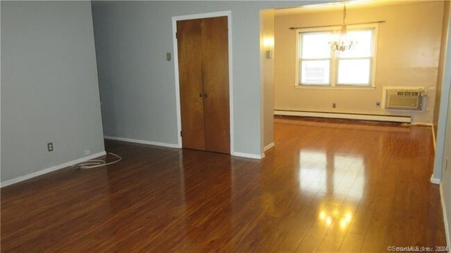 Building Photo - 133 Lockwood Ave