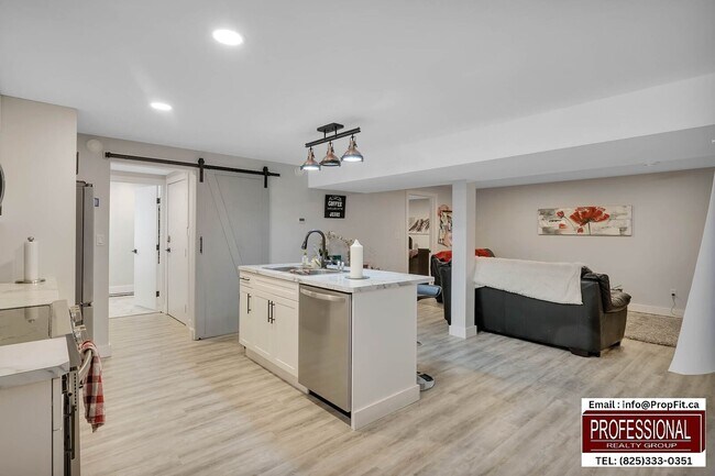 Photo du bâtiment - 21 Huron Dr