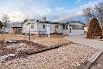 Building Photo - 4497 Hot Springs Dr
