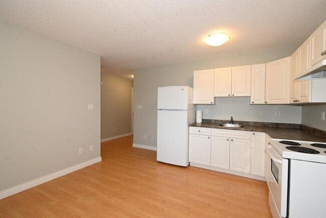 Building Photo - 1 bedroom in Prince George BC V2N 6R8