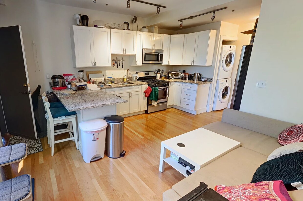 Foto principal - 231 Norfolk St