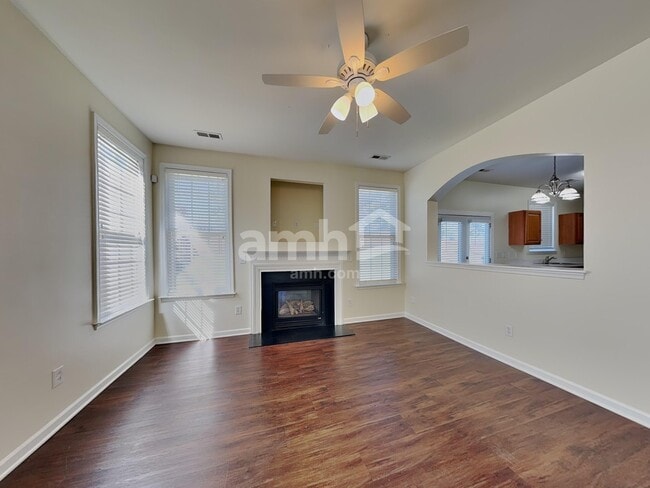 Building Photo - 4131 Crestview Place Dr