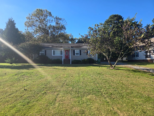 Building Photo - 10632 Courtney Rd