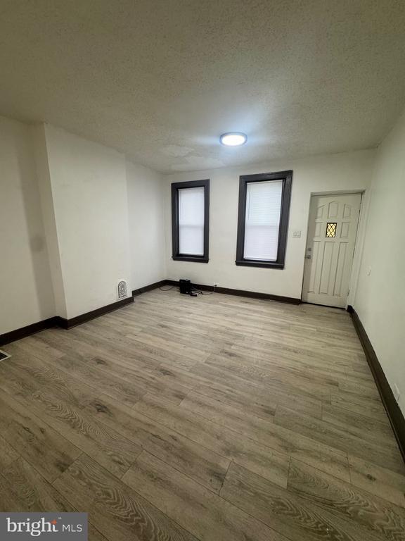 Foto del edificio - 2116 E Cambria St