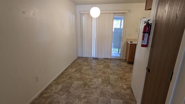Building Photo - 3 bedroom in Greeley CO 80634