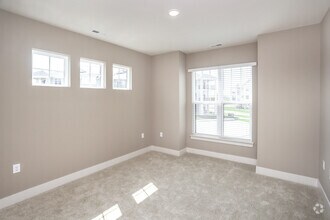 2BR, 2BA - 1101 SF - Charlestown on the Monon Apartments