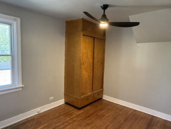 Building Photo - 1827 170th St