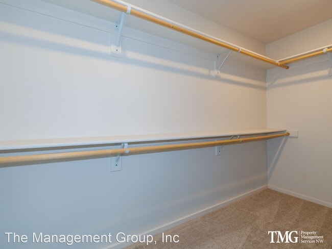 Building Photo - 3 br, 2.5 bath House - 3316 E 36th Court