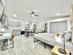 Foto principal - 1213 Corbett Ln