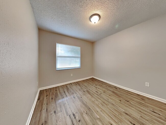 Foto del edificio - 2810 Bellwood Dr