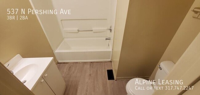 Building Photo - Near Westside 3BR/2BA House! Must See!
