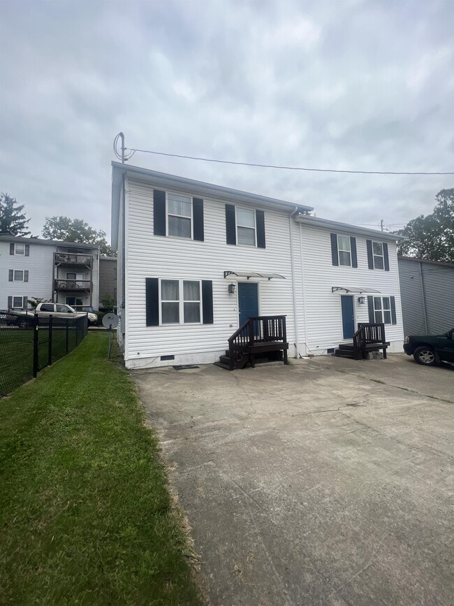 Building Photo - 1 Cedarstone Rd