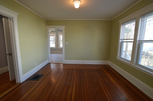 Building Photo - 11 Woodland Ave