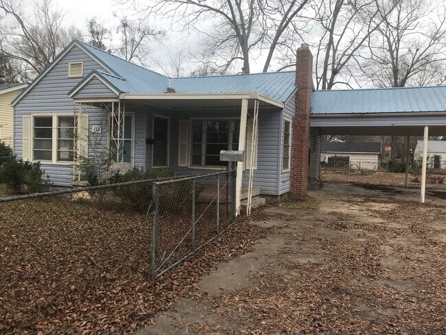 Foto del edificio - 1310 Stroud Ave