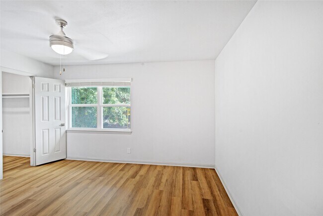 Foto del edificio - 800 Heights Blvd