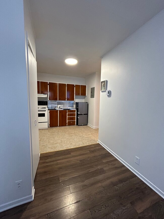 Building Photo - 138 Rue Laval