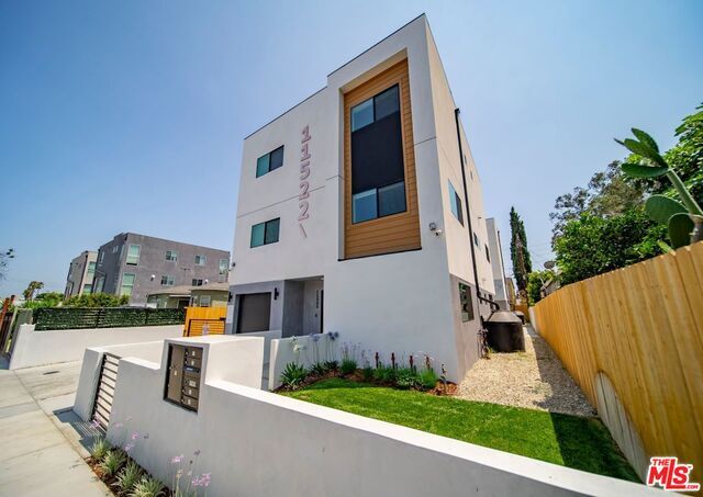 Building Photo - 11522 Emelita St