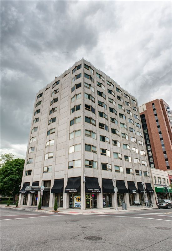 Primary Photo - 400 MAYNARD St