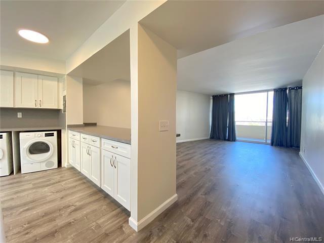 Building Photo - 750 Kaheka St