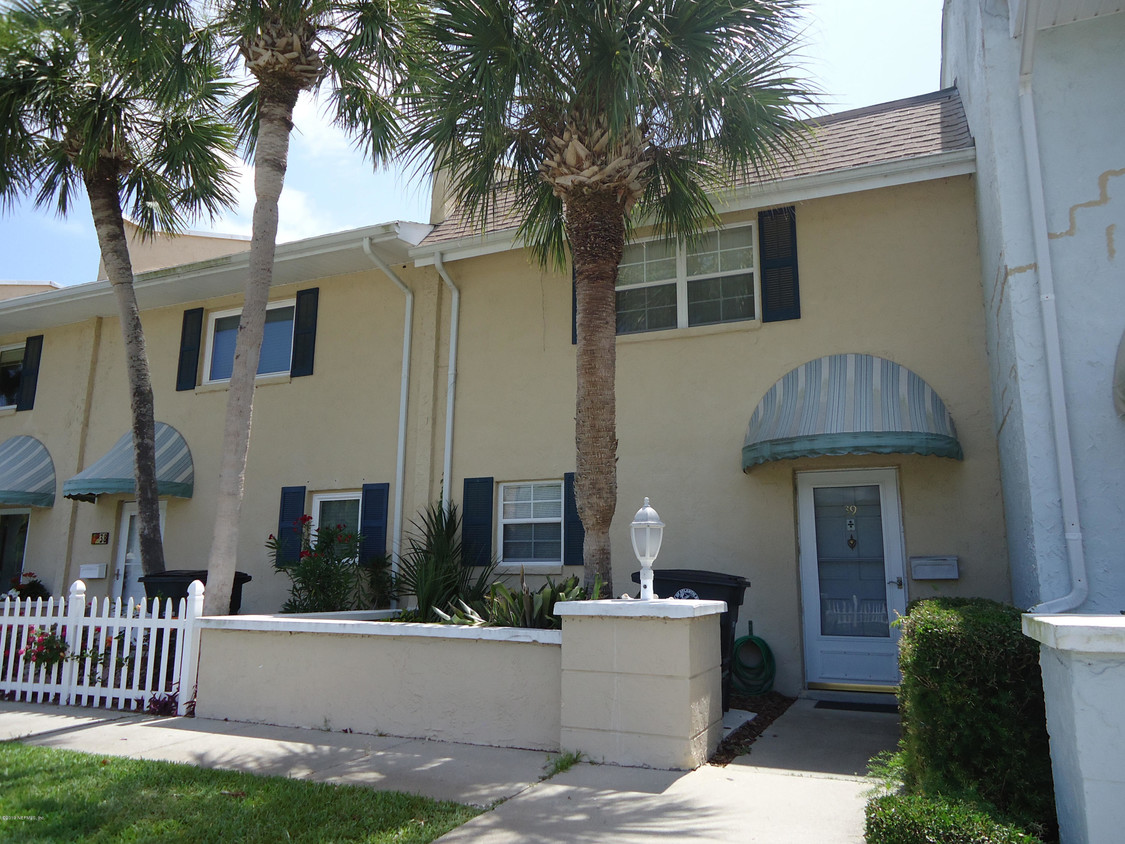 2233 Seminole Rd Unit 42, Atlantic Beach, FL 32233 - Condo for Rent in ...