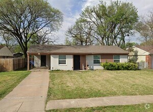 Building Photo - 2035 San Francisco Dr