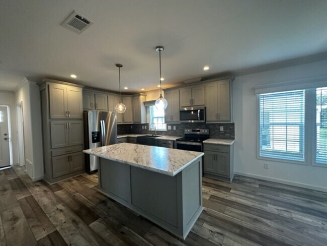 Foto del edificio - 40984 Roselle Lp