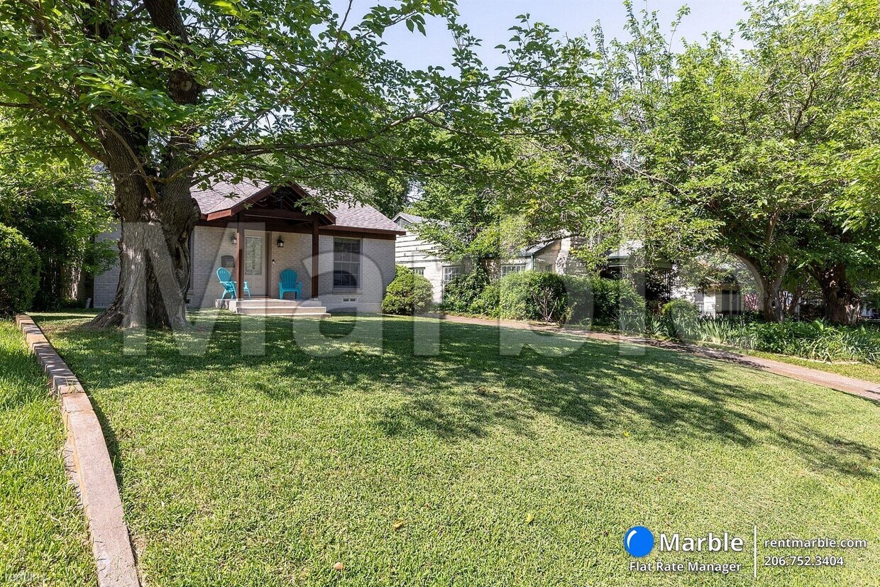 2 br, 2 bath House 6007 Goliad Ave House Rental in Dallas, TX