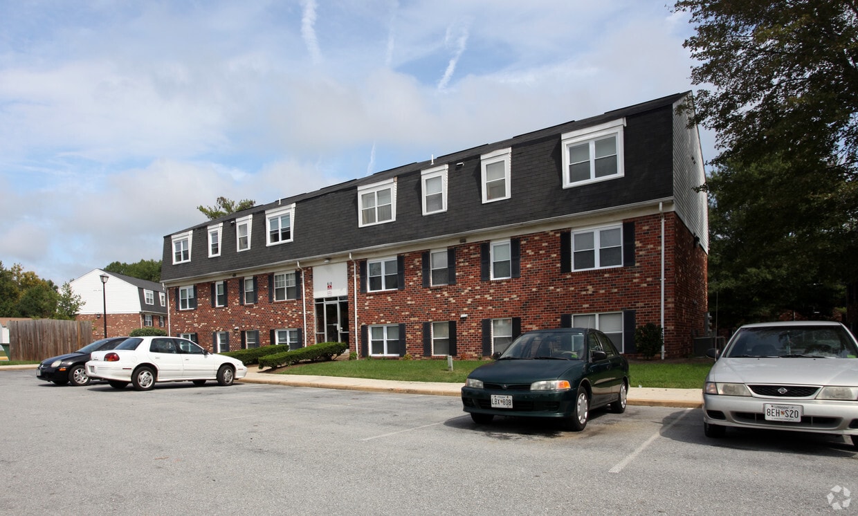 Heritage Place II Apartments Apartments in La Plata, MD