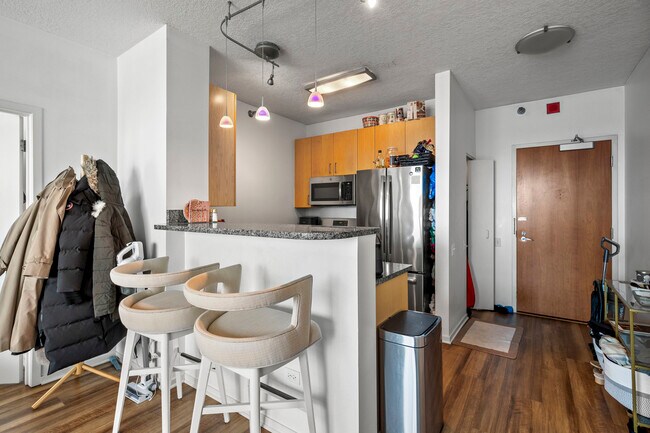 Foto del edificio - 600 N Kingsbury St