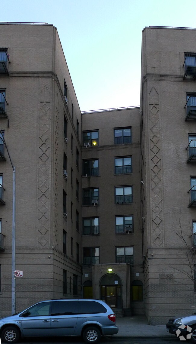 1236 Virginia Ave Bronx, NY 10472 Rentals Bronx, NY