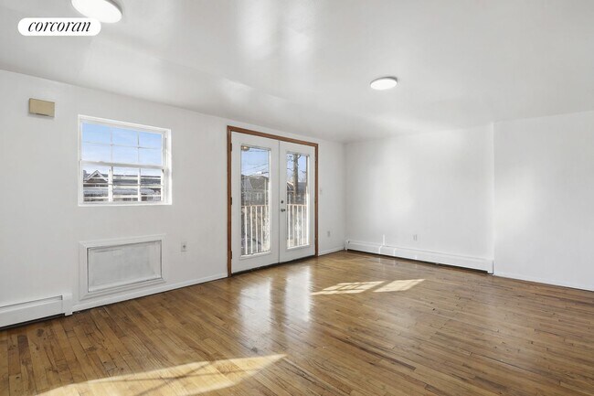 Building Photo - 1383 E 99th St