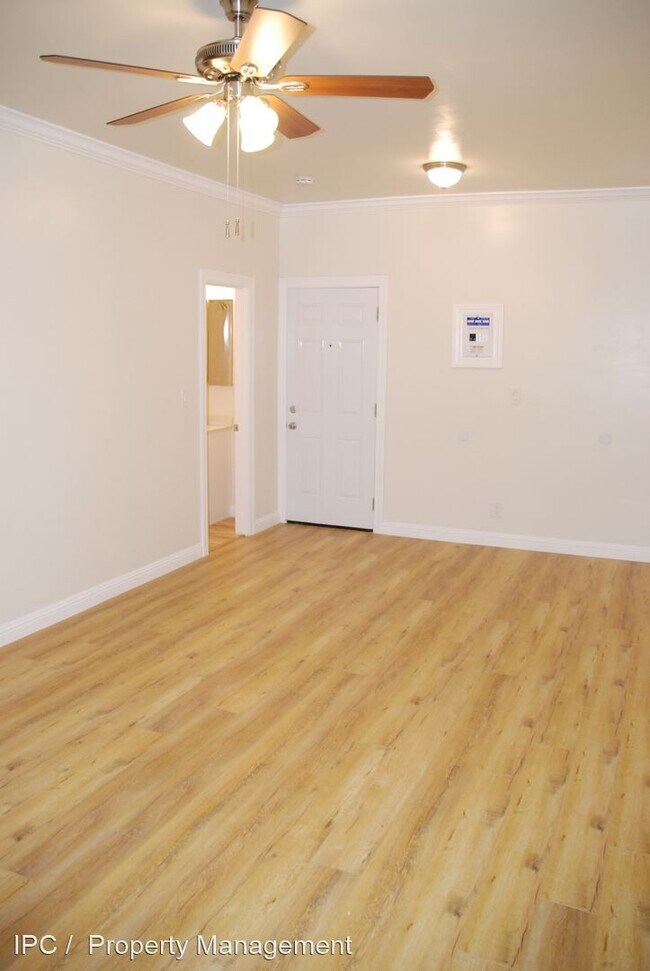 Building Photo - Studio, 1 bath Apartment - 1759 Seminary Ave