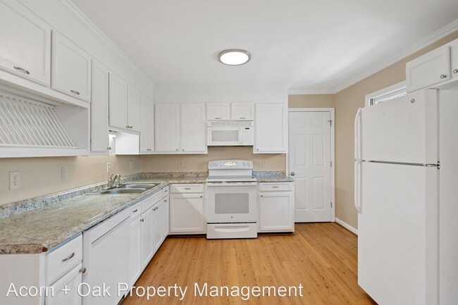 Building Photo - 4 br, 2 bath House - 406 November St
