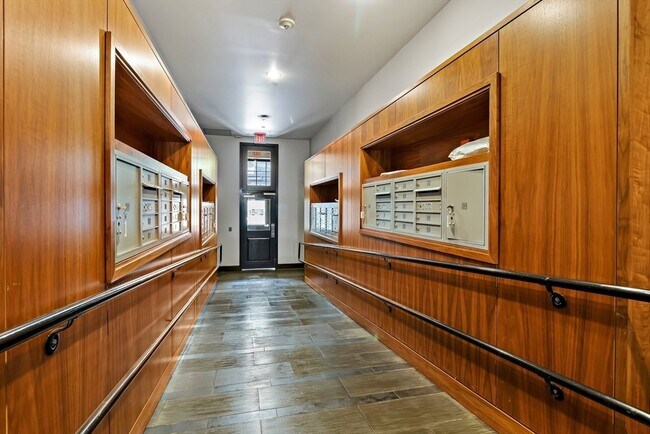 Foto del edificio - 33 3rd Ave