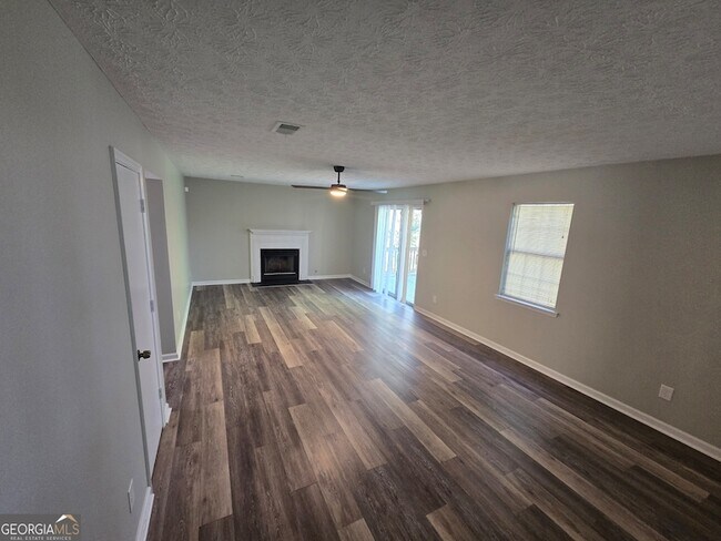 Foto del edificio - 938 Iron Gate Blvd