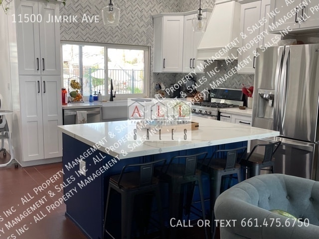 Building Photo - 11500 Jimrik Ave