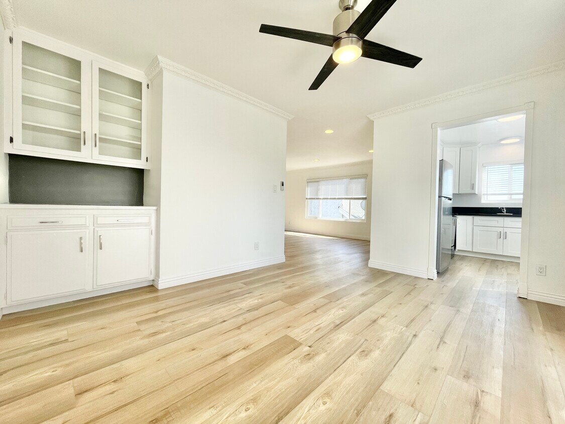 Foto principal - 1722 Winona Blvd