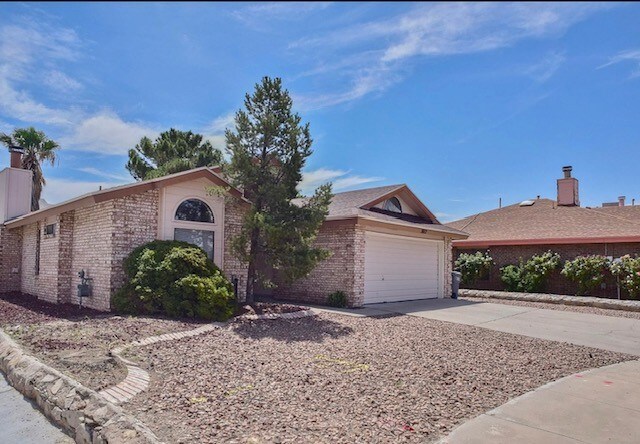 Foto principal - 3012 Silver Lake Pl